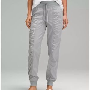 Lululemon Dance Studio Mid-Rise Jogger Full Length, size 6 in light slate blue